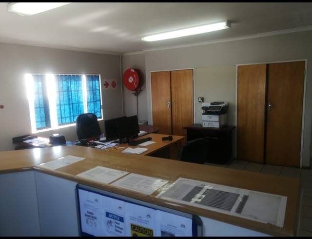 2,474M² WAREHOUSE FOR SALE IN NEW ERA